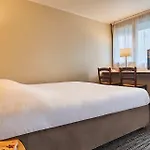 Kyriad Direct Hotel