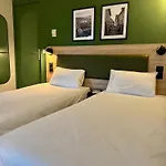 Kyriad Direct Hotel 3*