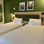 Kyriad Direct