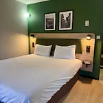 Hotel Kyriad Direct