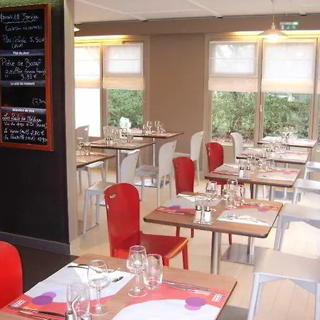Hotel Campanile Nature -haguenau 3*