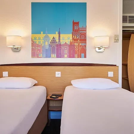 Kyriad Direct Hotel
