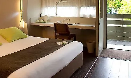 Campanile Nature -haguenau 3* آغينو