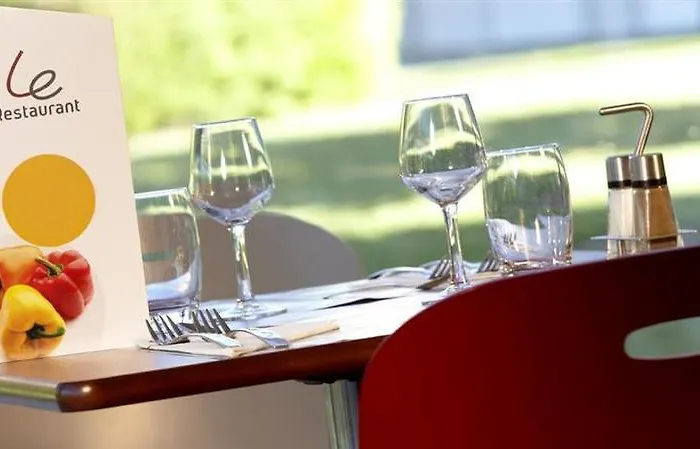 Kyriad Direct Hotel 2*