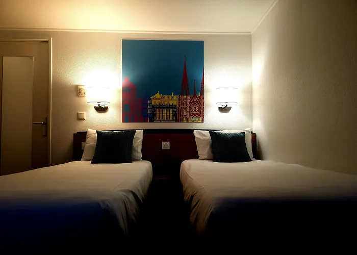 فندق Kyriad Direct
